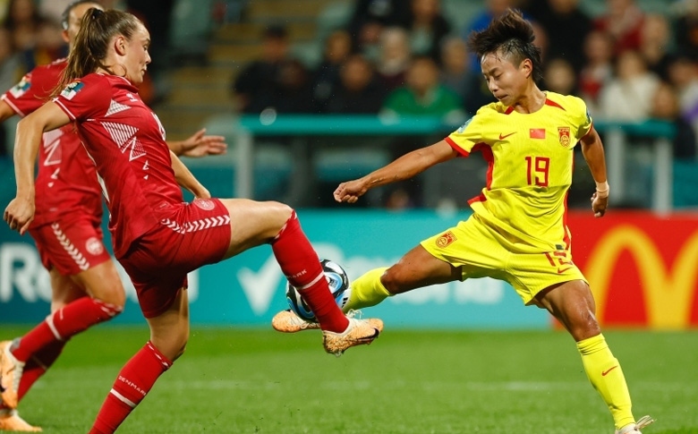 最后时刻丢球 中国女足世界杯首战0:1不敌丹麦女足