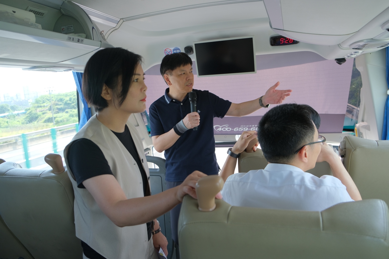 以"乘客"视角找差补短 瓯海区委书记曾瑞华督查高速和铁路沿线环境