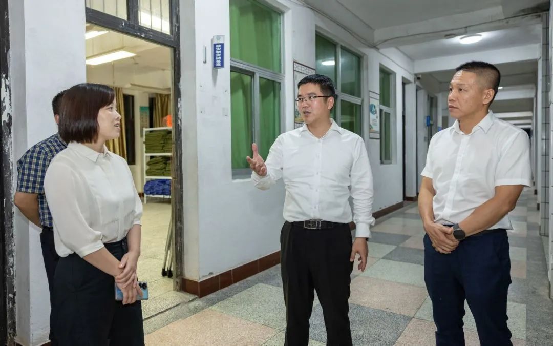 平阳县委书记章寿禹督查防汛防台工作全力织牢安全网坚决打好防御战