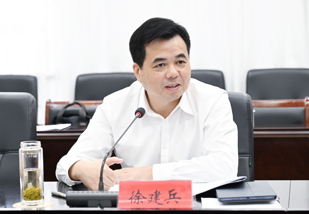 乐清市委书记徐建兵调研经信工作时强调 加力提速经济高质量发展-新闻