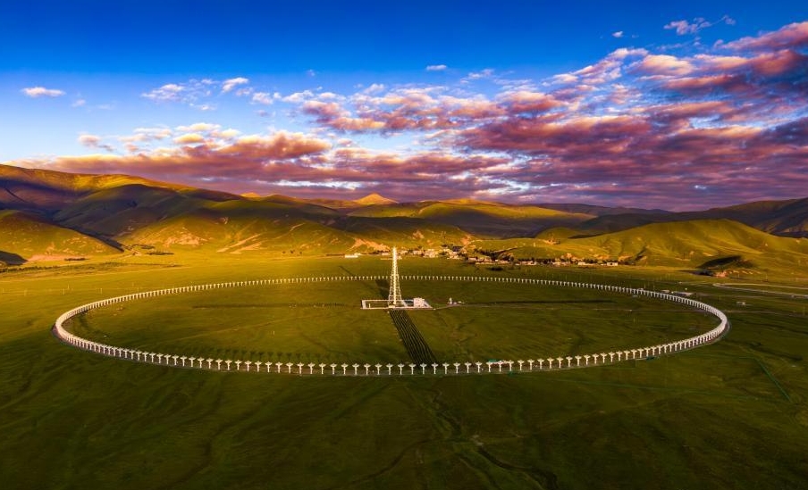 中国建成目前全球规模最大综合孔径射电望远镜“千眼天珠”