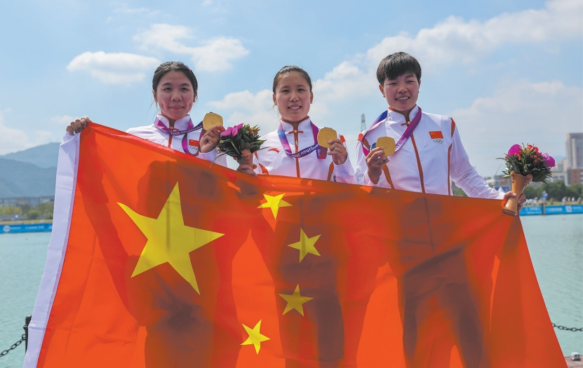 亚运龙舟项目在温开赛 温州三位女将家门口夺金牌