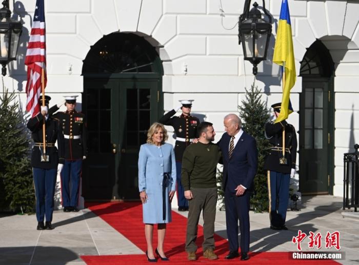 美国与乌克兰签署双边安全协议 拜登泽连斯基表态