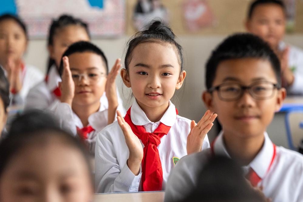 💰欢迎进入🎲官方正版✅大山里的中非友谊小学开学