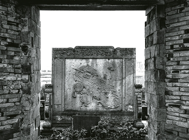 门台内外 方寸之间