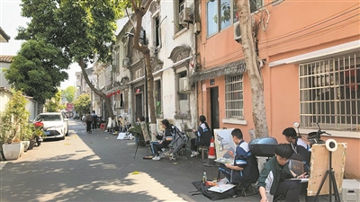 将美术课堂搬进历史文化街区 温州艺术学校学生用笔画街巷