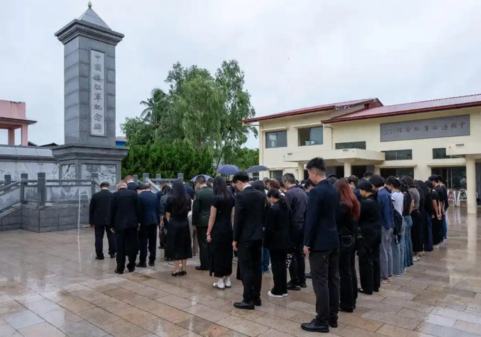 йפʹݾмɨ廳йԶʿ