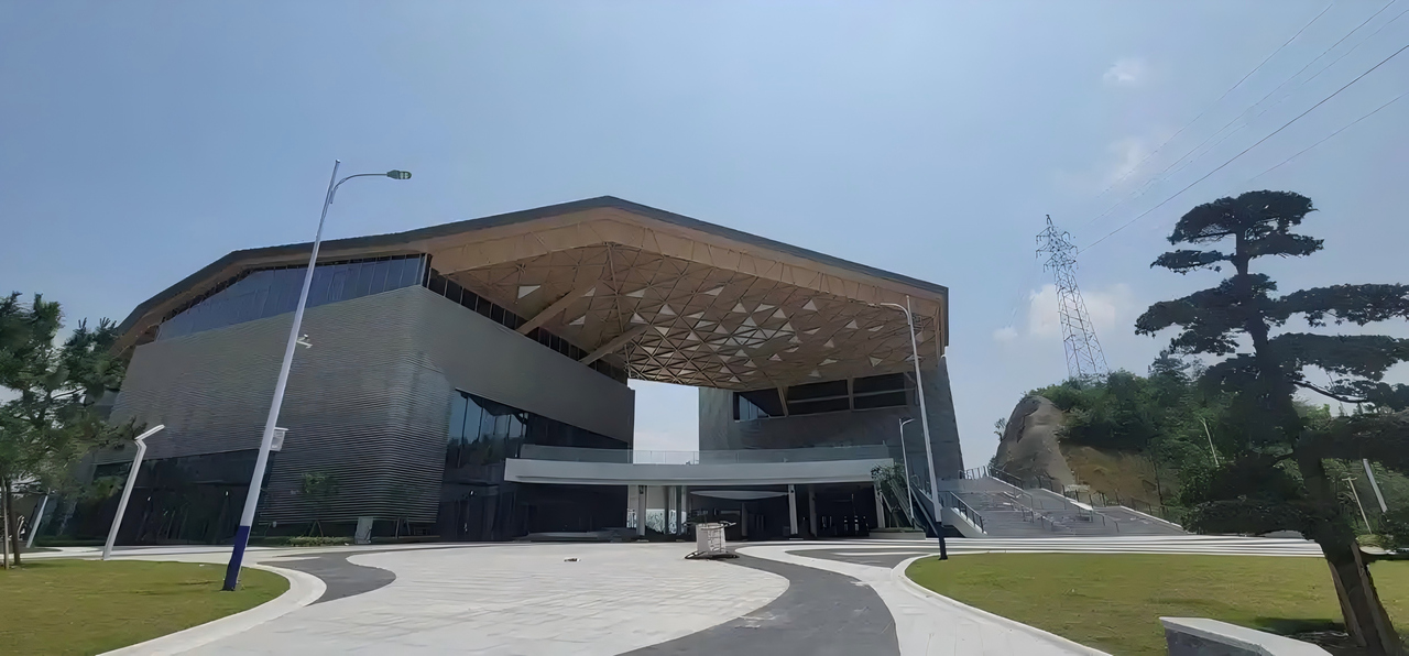 位于文成百丈漈镇的eVTOL中心已进入装修尾声。尤建明 摄.jpg