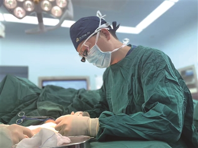 ҽ󸽶ԺԶŶӣϸ ΪзĴָͯػ