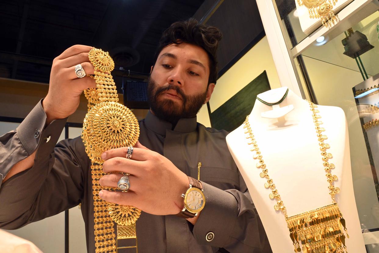 涨幅超过黄金英国白银市场现轧空走势-新闻中心-温州网