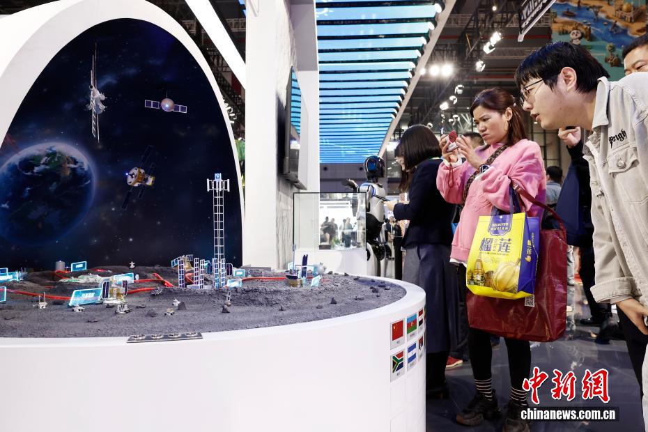 探访第八届进博会中国馆