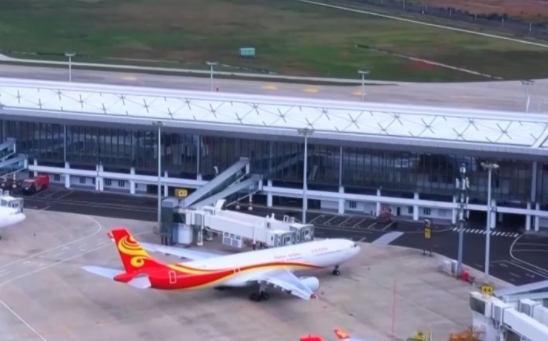 “雪假”带动冬季出游 机票预订量持续增长