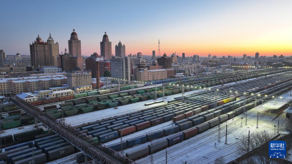 中欧班列“东通道”今年通行量突破5000列