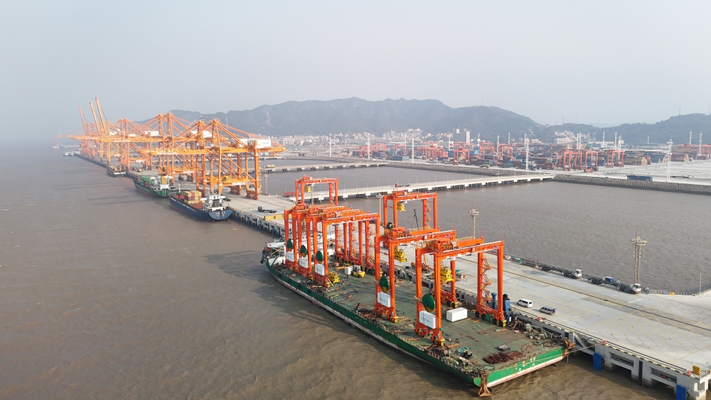 乐清湾两个10吨级泊位通过验收!温州港冲刺亿吨港有了“硬实力”