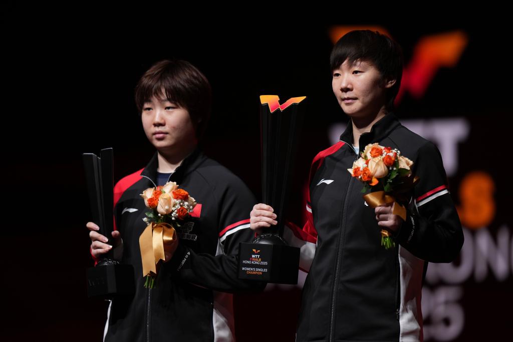 WTT香港总决赛收官 张本智和、王曼昱分获男、女单冠军
