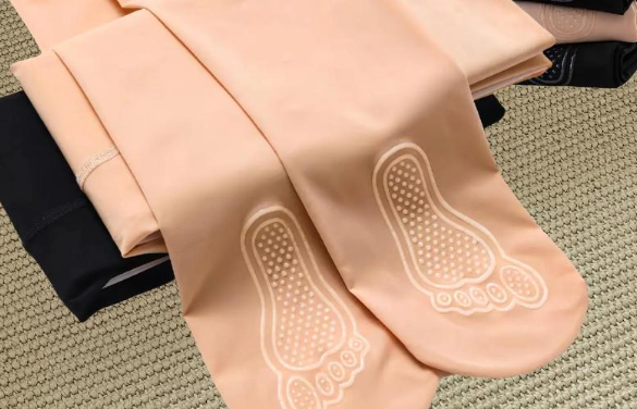 健康真相NO.588丨女孩穿“光腿神器”进了急诊 医生提醒