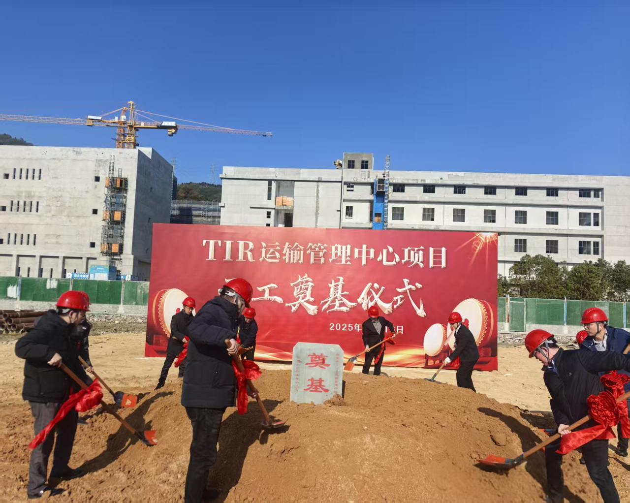 TIR����������Ŀ������������Ͽ羳��������Ŧ