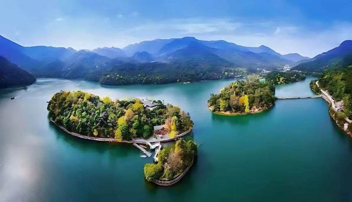 ���á���˯��ˮ��Դ��ɷ�չ�Ļ�Ȫ