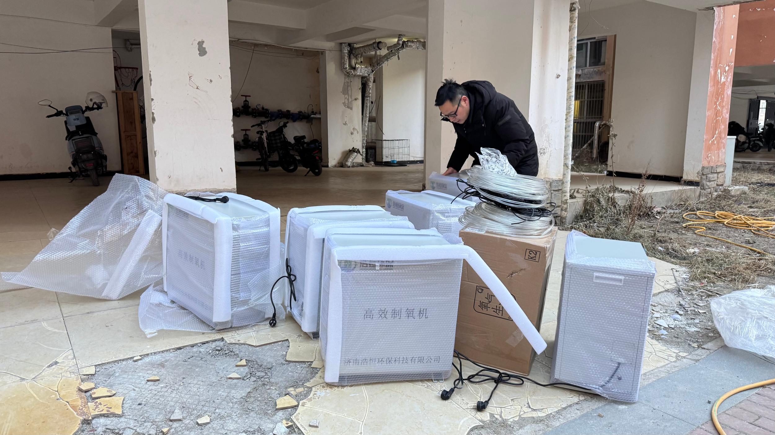 ǧ������ů��ԭ��걺�10̨����������Ԯ��ר����Ա