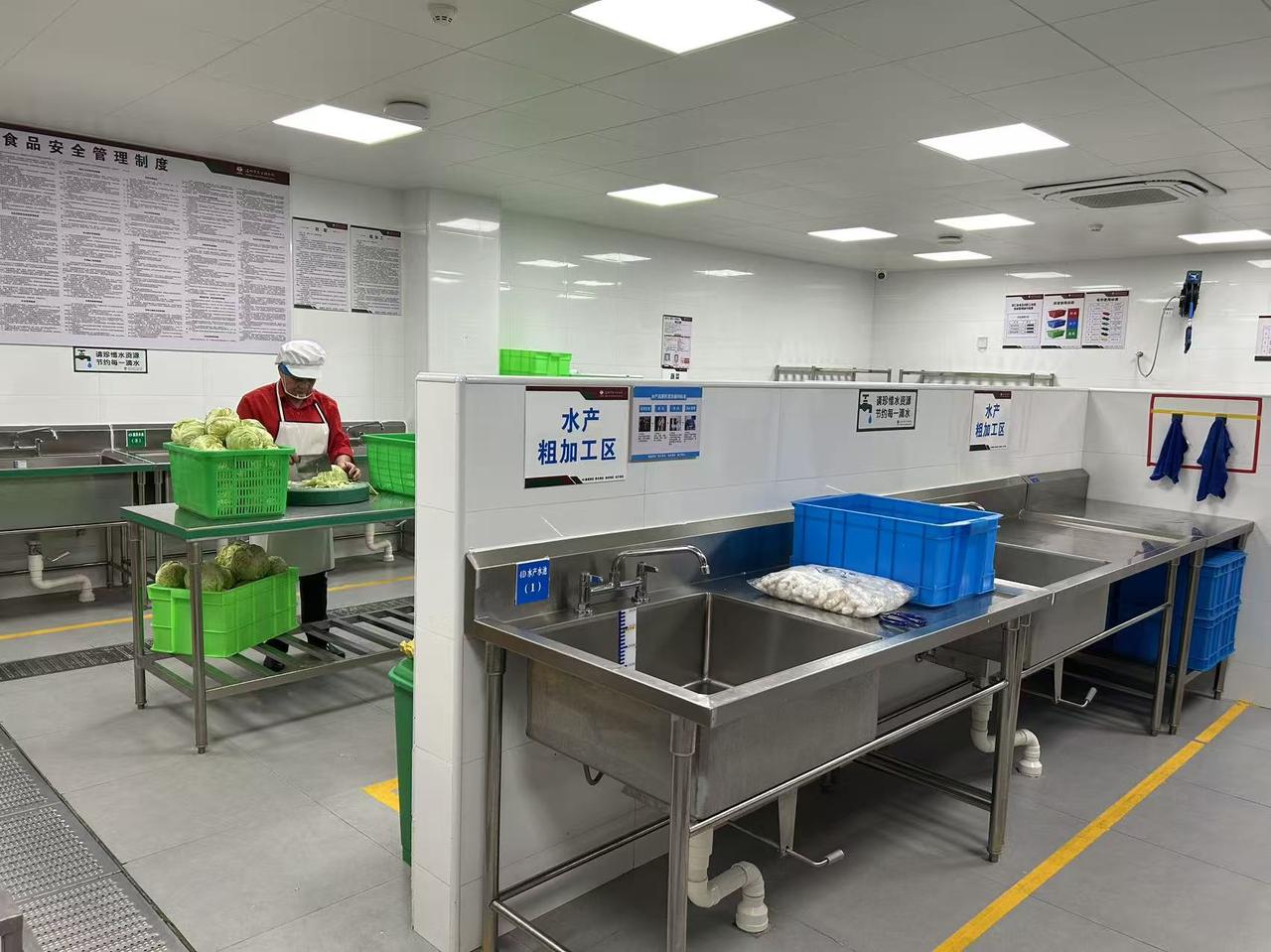 一份校园餐,十分暖胃暖心 温州120家校园食堂提档升级