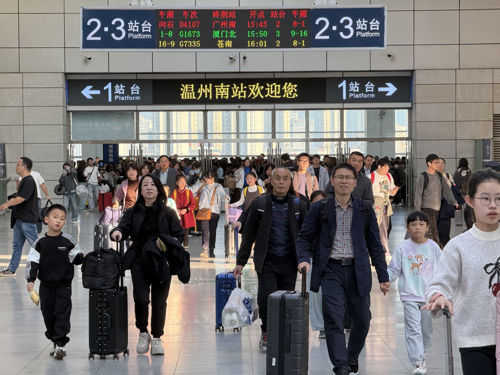 Ԫ������Ԥ�Ʒ����ÿͳ�14���˴Σ�������·�ӿ������г�Ӧ��