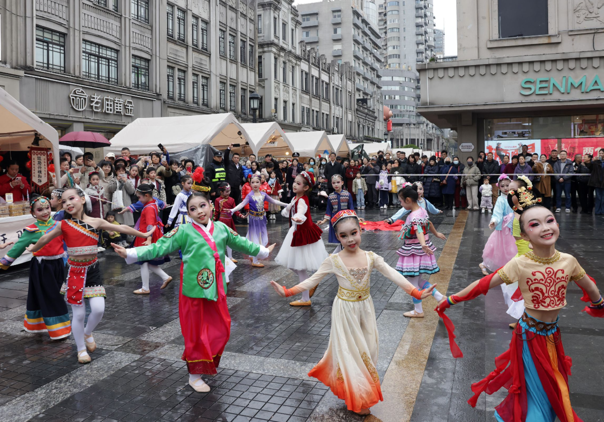 ����Ԫ�������������������ʷ�Ļ�������������