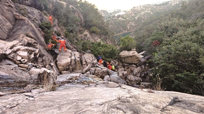 ��ɽ��ȫ���ɺ��� ����׹�����쾯��