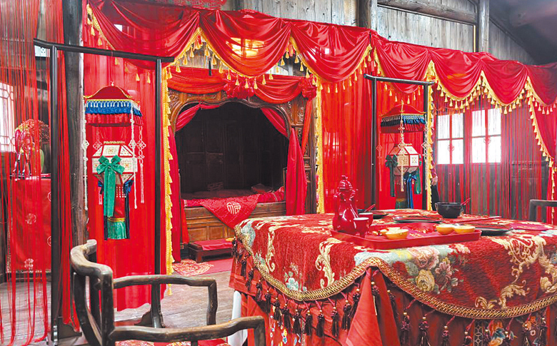 ��լ������ ���������ǻ��׹ݽ���Ͷ��