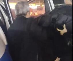 ������ɫ���Ϻ������� ���������ۺ�����ִ������䡰�Ȼ�����