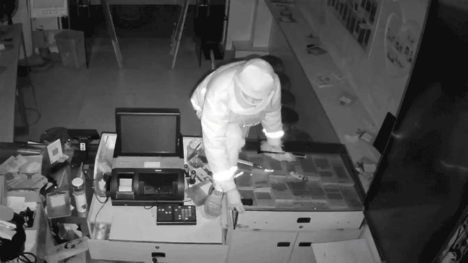 500张刮刮乐不翼而飞 鹿城警方48小时擒获“彩票大盗”