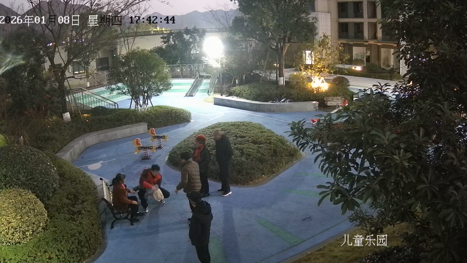 ��ͯͻ��������������һ�� ҽ���ھӽ���ʩ�Ȼ���Ϊ��