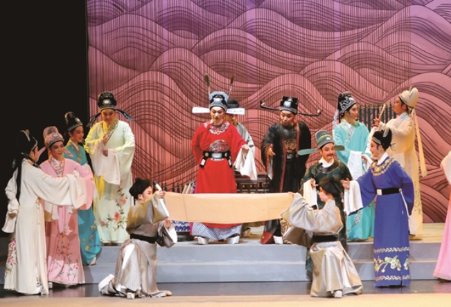 �����Ĵ���Ϸչ����Ļ ��Խ�����μǡ���ȼϷ������