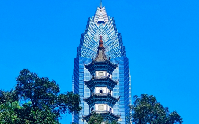 ȫ���ع�����ǧ�� ���ݡ�Ȥ�ĵ㡱��ȼ��ǧ�궷�ǡ�����