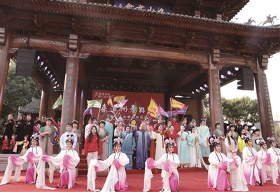 �����´�Ϸ���ݳ�����ʽ����