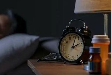 健康真相NO.609丨心梗、脑卒中早晨高发!医生提醒:可以赖床10分钟