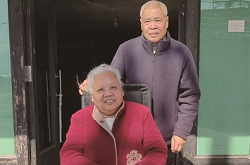 ��ʮ����һ��Ϥ������̱�����ӣ�������λ���㽭���ˡ����ж�ڹ�͡����벻����