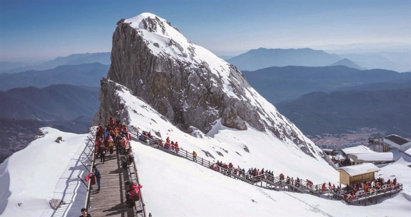 ���ڳ����·��򣬡�����С�ڡ�Ŀ�ĵ�������