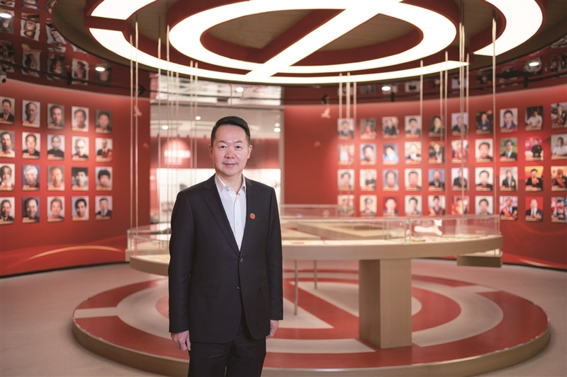 ���ܹ��ᵳ����ǡ�������ϯ�����磺�ƶ�ְ���ɳ�����Ὠ�� ���조�ȷ�ҡ����