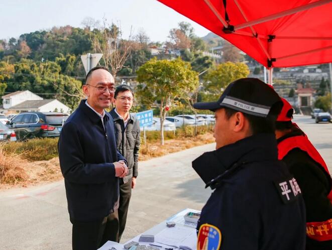 平阳县领导督查安全生产和森林防灭火工作