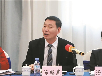 С�����ʵ�֡����Ρ�����������ίԱ����ʲô�½���