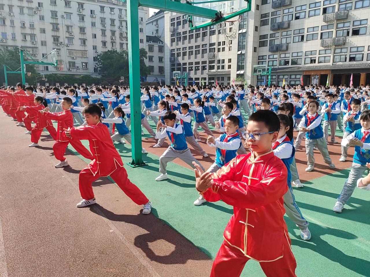 ����������У԰�񡰹��Ҽ���֤����������״Ԫ֮���ǰ������