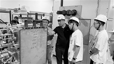 �������ݴ�����ҵ���� һ���ֵ�����10���λ��Լ