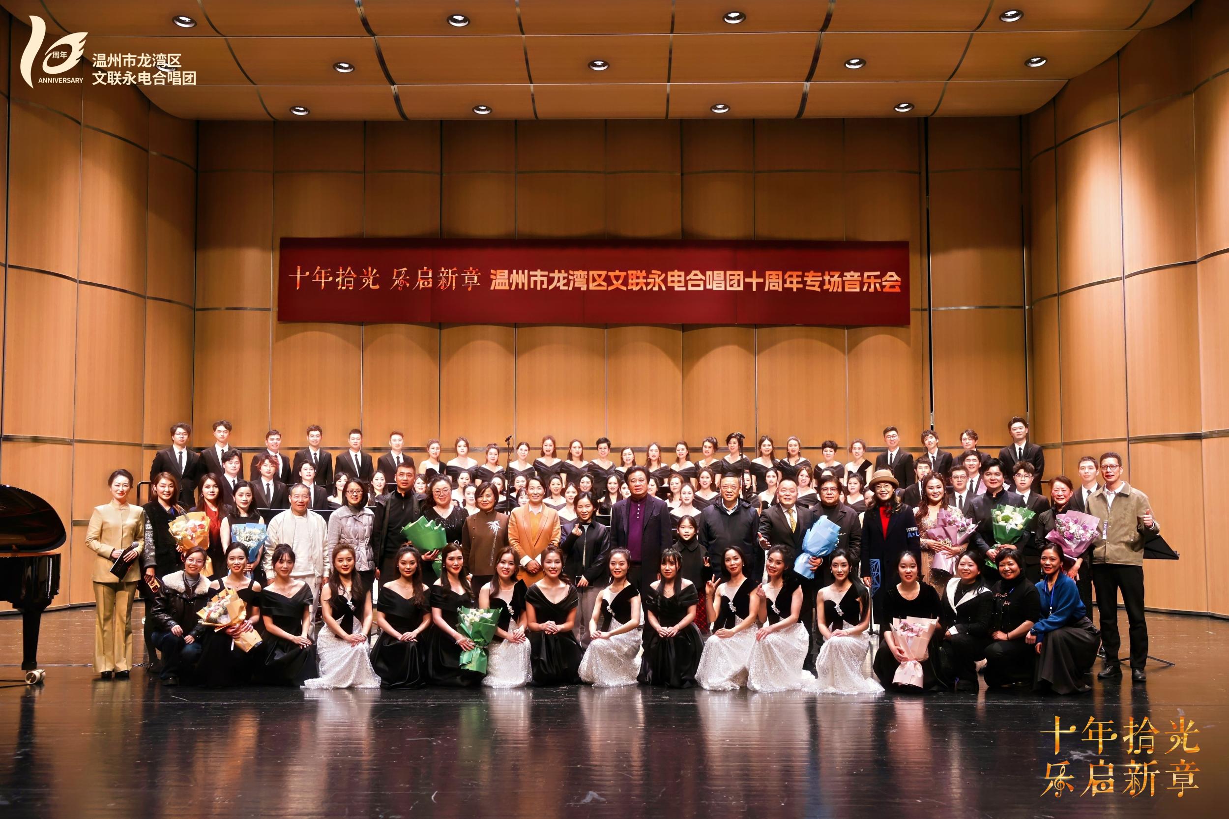 ʮ�ꡰ������һҹ���ţ�����������ϳ��ţ��Ѿ糡����ǿպϳ��ֳ�