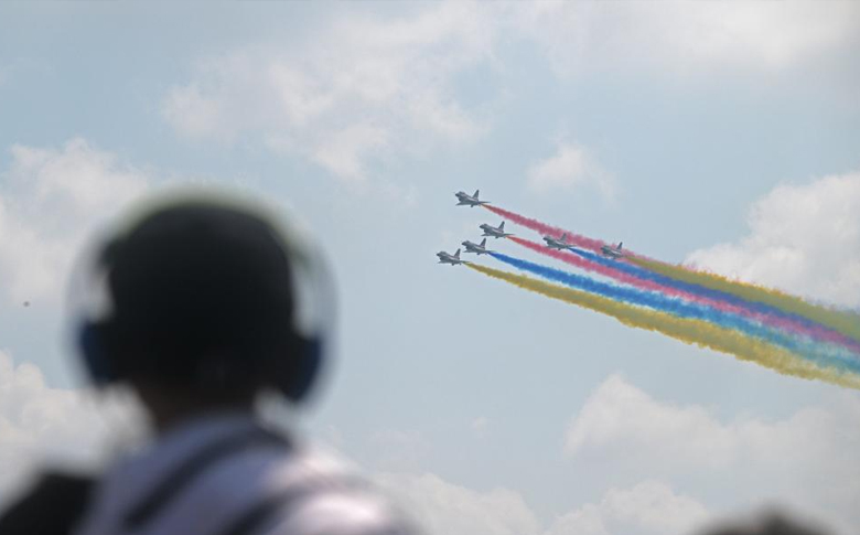 �й��վ���һ���б��ݶ����¼��º�չ�ٴ����Ͼ��ʱ���