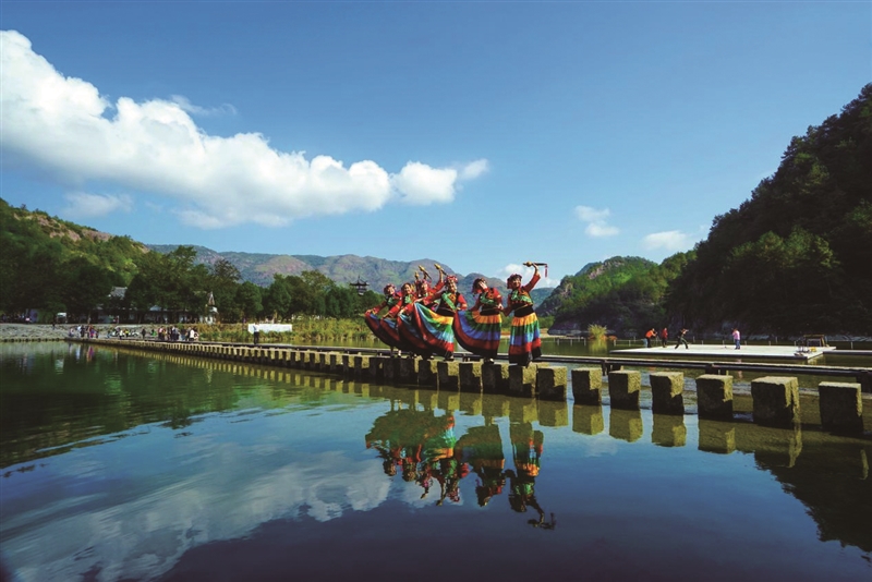 ����԰�������ηֻ᳡��������ɽˮ�˾�