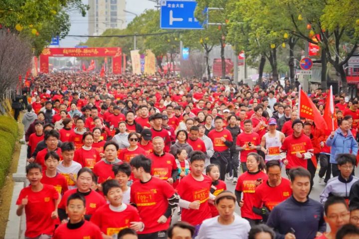 ������ǧ�˿��� ����ӭ��