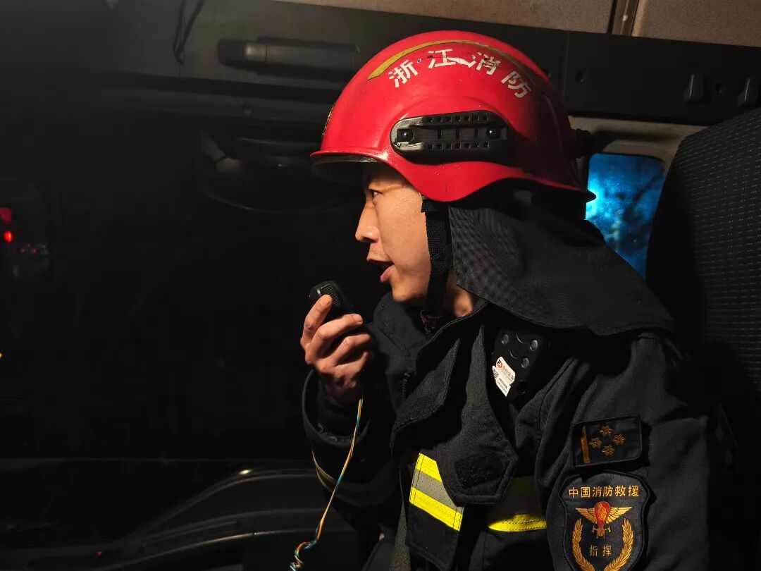 �������ڸ�ح���ΰ��ȱϯ����Բ�����̵��ػ�