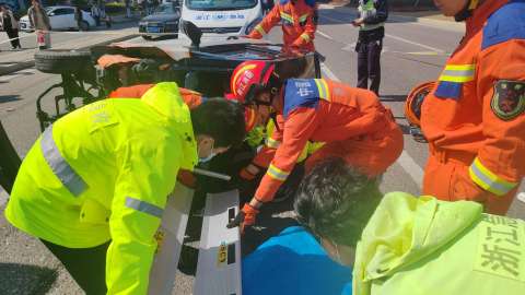 ���ֶ��룡����Աʮ���ӳɹ���Ԯ������������