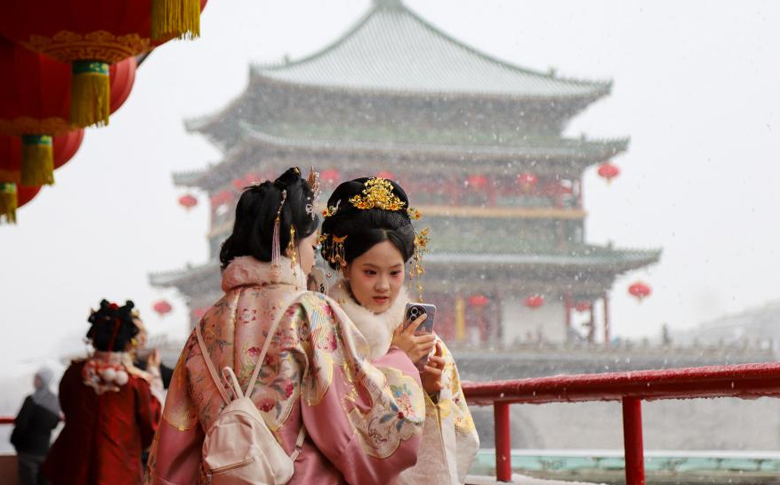 �´���ʼӭ��ѩ