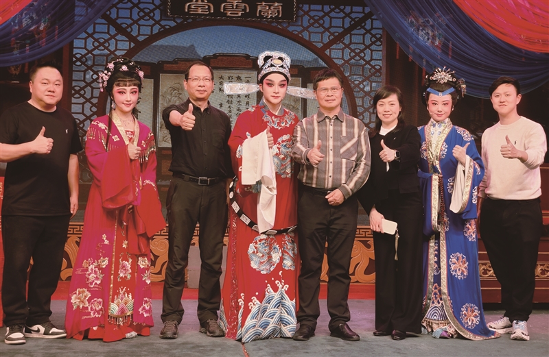 �������ݡ�����ů���´��ݳ��������ݰ��ೡ��Ŀ 걾羭�����������չ���Ϸ�